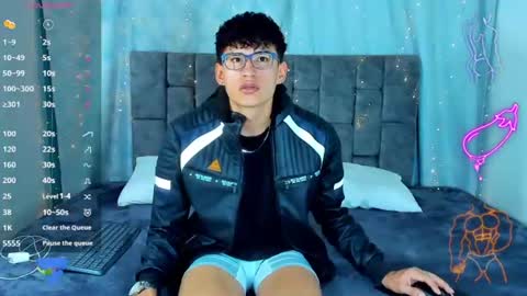 nicolastorres__ online show from 07/06/26, 03:58