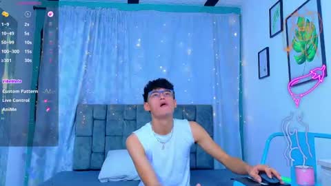 nicolastorres__ online show from 07/14/26, 10:21