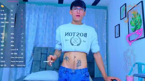 nicolastorres__ online show from 07/23/26, 07:06