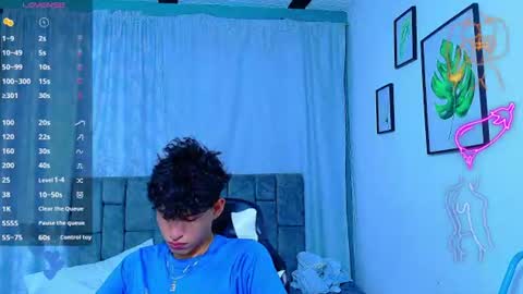 nicolastorres__ online show from 07/27/26, 02:51