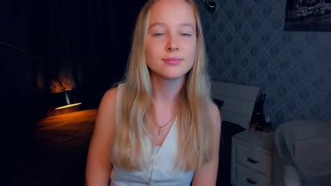 Nicoletta online show from 09/08/25, 06:18