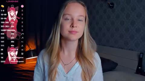 Nicoletta online show from 09/17/25, 05:14