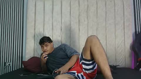 nicole_and_thiago online show from 09/28/25, 09:20