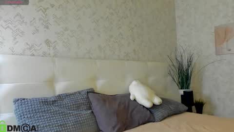 GMT7TueWedThSu 0300am-0900am. Sa 1000am-0400pm online show from 11/02/25, 08:22