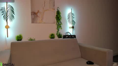 GMT7TueWedThSu 0300am-0900am. Sa 1000am-0400pm online show from 11/17/25, 08:14