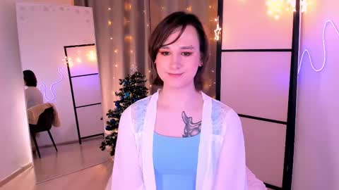 Nicole online show from 12/19/24, 11:57