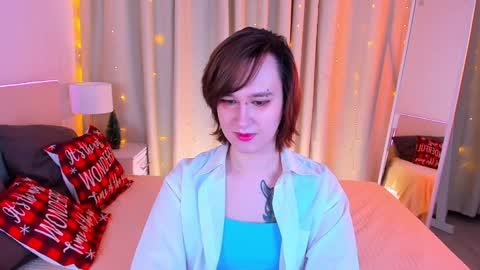 Nicole online show from 12/24/24, 08:49