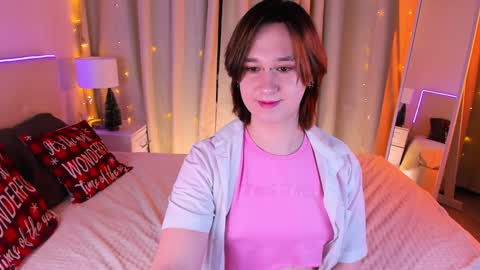Nicole online show from 01/11/25, 02:15