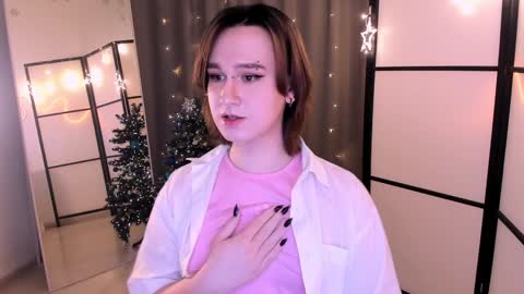 Nicole online show from 01/12/25, 09:51