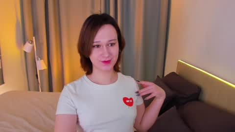Nicole online show from 01/29/25, 11:09