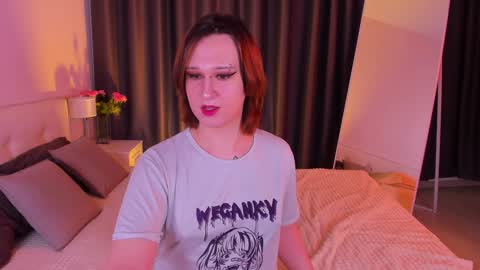 Nicole online show from 02/01/25, 02:34