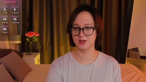 Nicole online show from 02/25/25, 04:42