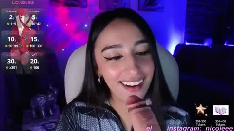 Snapshot of nicole_edwards chatting on 01/04/25, 02:25 Nicole online show from 01/04/25, 02:25