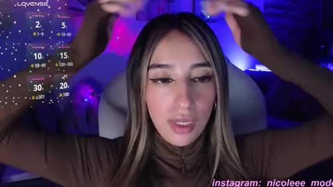 Snapshot of nicole_edwards chatting on 01/16/25, 02:51 Nicole online show from 01/16/25, 02:51