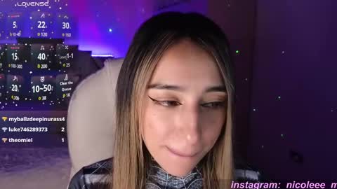 Snapshot of nicole_edwards chatting on 01/30/25, 02:06 Nicole online show from 01/30/25, 02:06