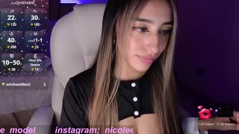 Snapshot of nicole_edwards chatting on 02/24/25, 02:19 Nicole online show from 02/24/25, 02:19