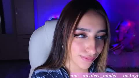 Nicole online show from 11/05/25, 05:07