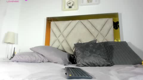 nicole_grace0 online show from 01/29/25, 12:02