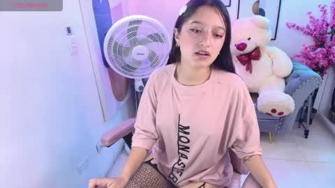 NICOLE.  online show from 06/10/26, 03:07