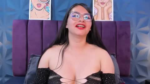 Snapshot of nicole_jonss chatting on 03/06/26, 03:25 Nicole online show from 03/06/26, 03:25