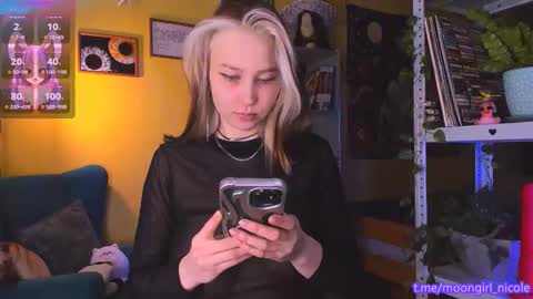 Nicole online show from 11/23/25, 08:19