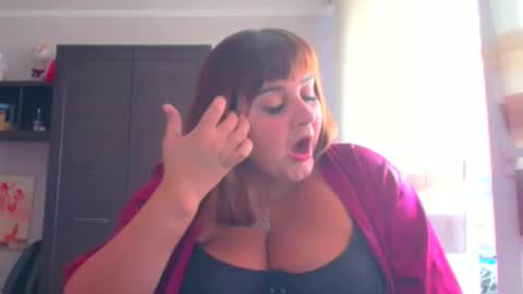 Snapshot of nicole_red__ chatting on 10/11/25, 10:25 Nicole online show from 10/11/25, 10:25