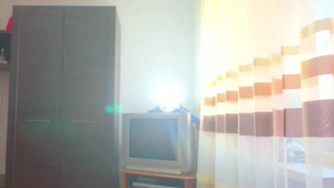 Snapshot of nicole_red__ chatting on 10/31/25, 09:43 Nicole online show from 10/31/25, 09:43