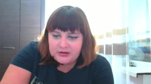 Nicole online show from 11/11/25, 03:34