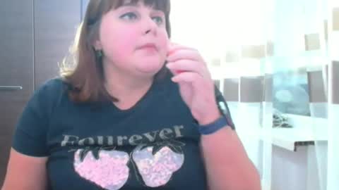 Nicole online show from 11/14/25, 05:11