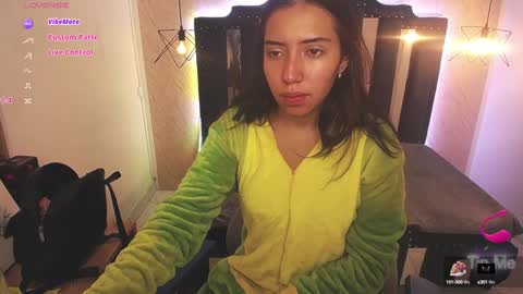 Samantha online show from 01/18/25, 11:32