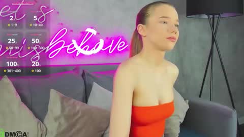 Snapshot of nicole_vasquezz chatting on 03/13/26, 09:16 Nicole My schedule for the week 2 GMT 9am-15pm Mo Tu Th Fr online show from 03/13/26, 09:16