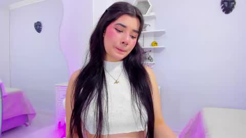 N I C O L E online show from 02/27/25, 02:00