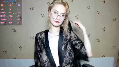 NicoleDavis online show from 06/30/26, 07:26
