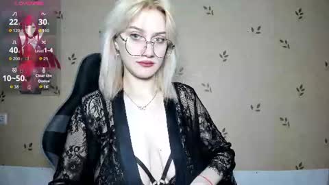 NicoleDavis online show from 07/25/26, 07:11