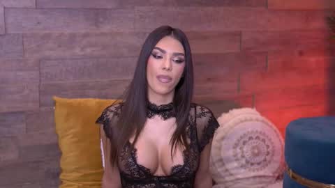 Nicole online show from 11/08/25, 08:47