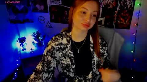 Nicole online show from 09/29/25, 06:51