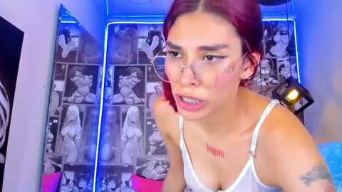 N i c o l e  online show from 01/04/25, 05:05