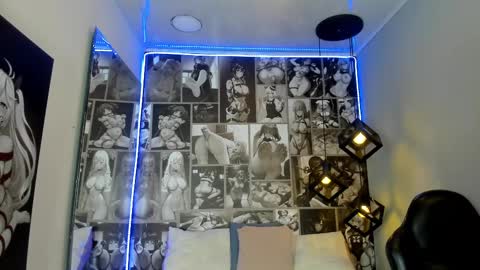 N i c o l e  online show from 01/19/25, 05:07