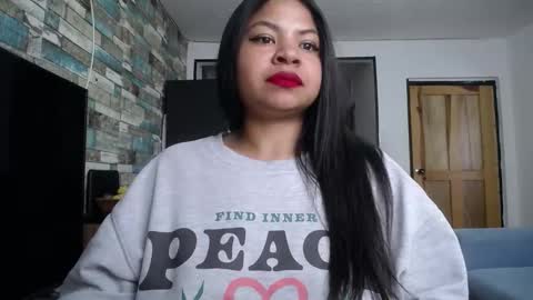 Nicole online show from 10/31/25, 06:31