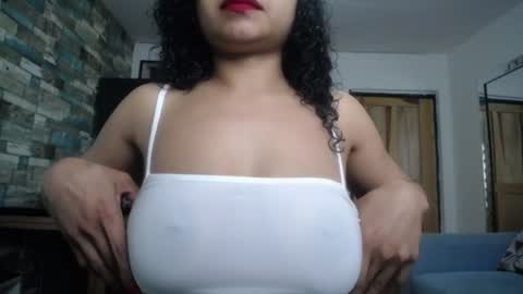 Nicole online show from 06/09/26, 01:12