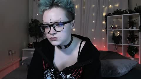 Nicole online show from 01/08/25, 11:52