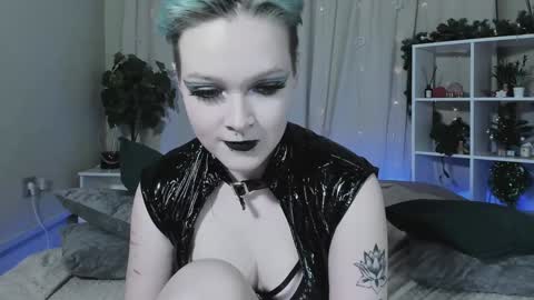 Nicole online show from 01/11/25, 11:46