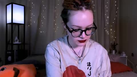 Nicole online show from 02/27/25, 12:34