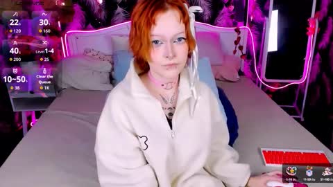 Nicole online show from 09/25/25, 08:45
