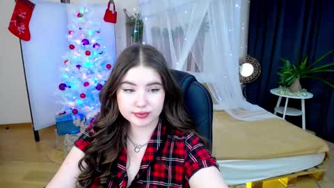 nicolefoxery online show from 12/11/24, 01:58