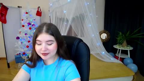 nicolefoxery online show from 12/26/24, 08:11