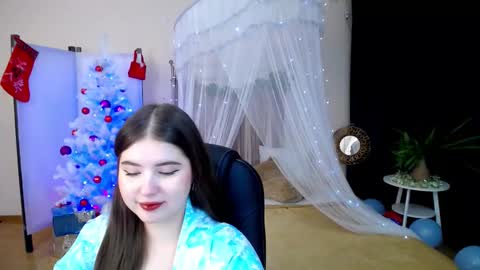 nicolefoxery online show from 12/27/24, 10:05