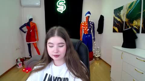 nicolefoxery online show from 12/28/24, 09:40