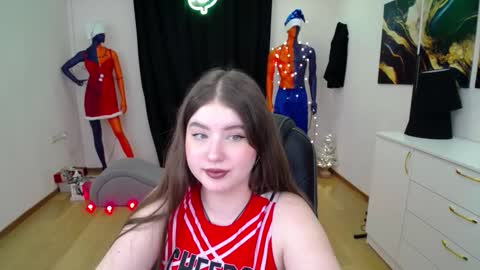 nicolefoxery online show from 01/16/25, 09:27