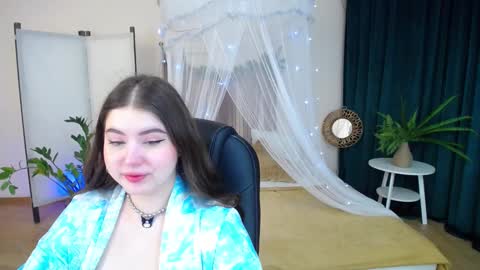 nicolefoxery online show from 01/25/25, 03:19